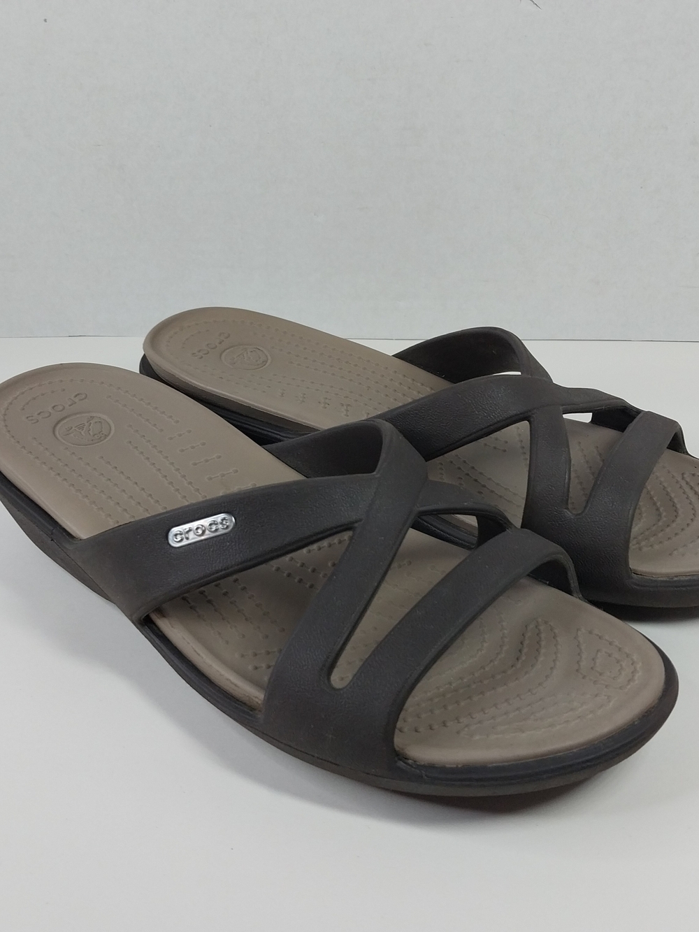 Crocs Patricia II Womens Crisscross Strappy Athleisure Sandals Size 9 Granola